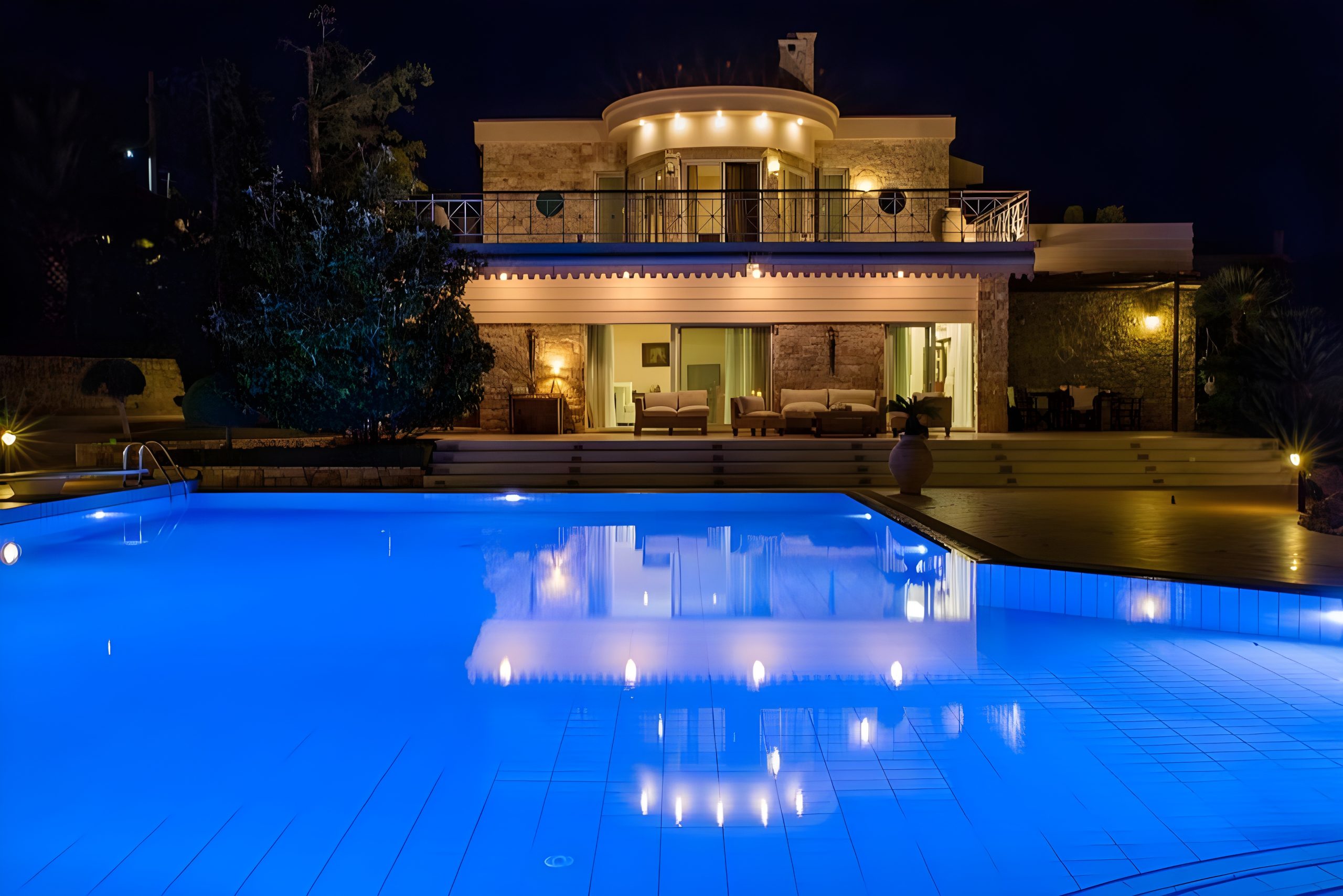 Exterior of Villa Sparta 8