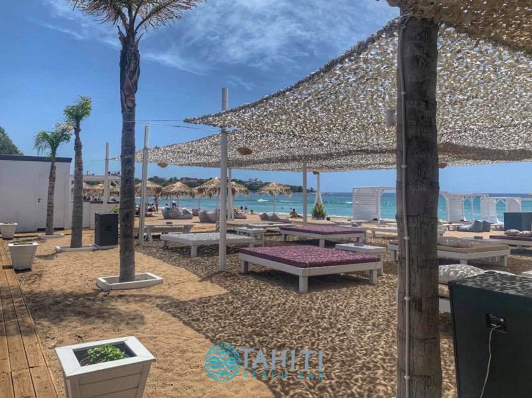 Tahiti Beach Bar